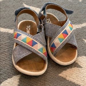 Adorable Toms sandals, size 4